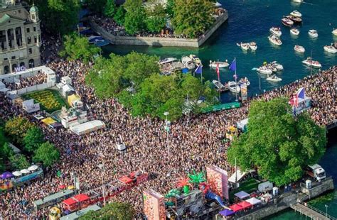 zurigo street parade 2022|Street Parade 2022 at Zürichsee, Zurich